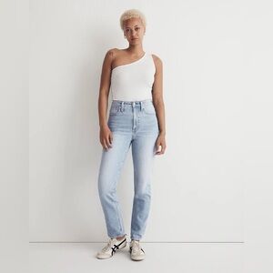 Madewell The Curvy Perfect Vintage Jean in Merle Wash